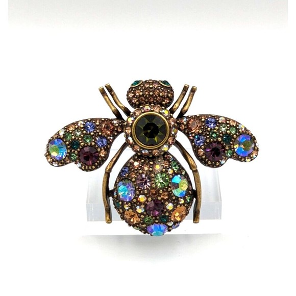 Similar Items to Joan Rivers Large Bumble Bee Pin w/ Green  Vintage Joan Rivers Multicolor Rhinestone Brass Tone Bee Bumblebee Brooch Pin